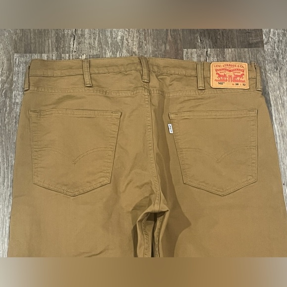 FINAL PRICE Levi’s Golden Denim Jeans - Picture 6 of 6